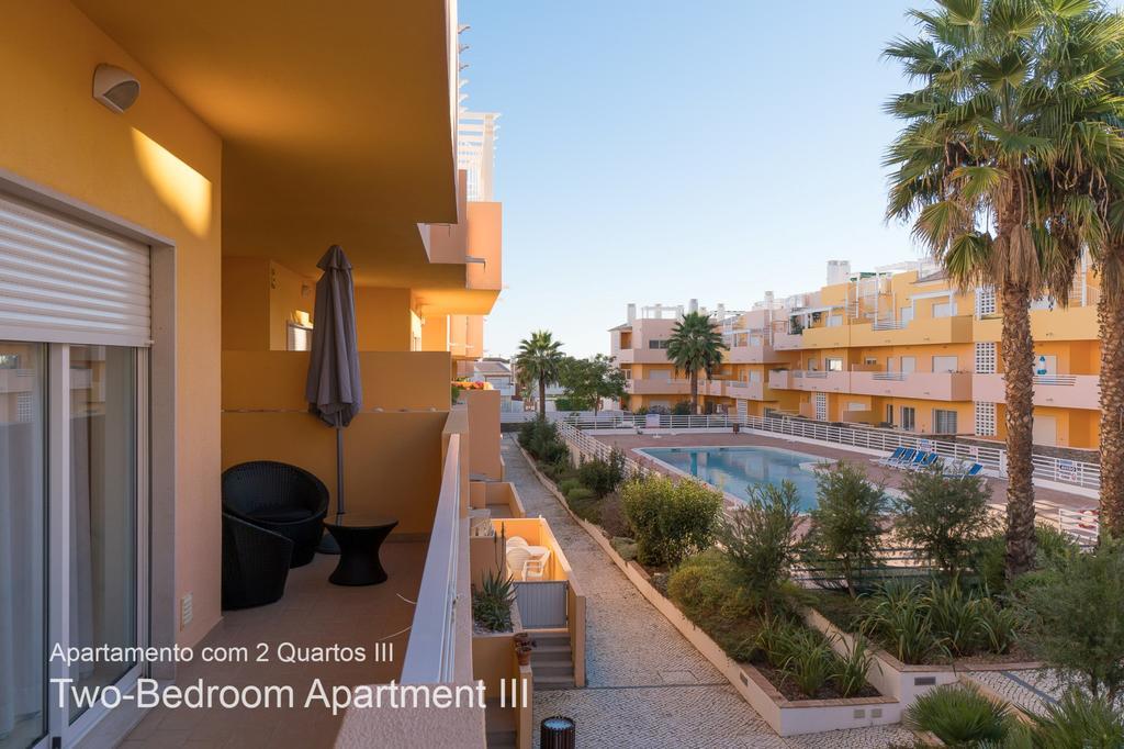Apartamento com 2 Quartos III
